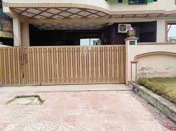 Butt Lodges 4 Islamabad Exterior photo